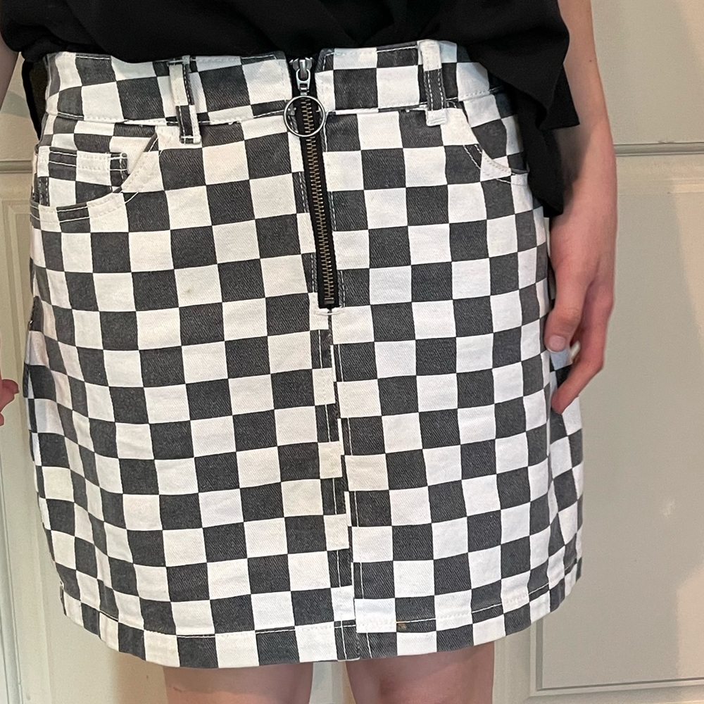 BDG size M black and white checkered denim skirt